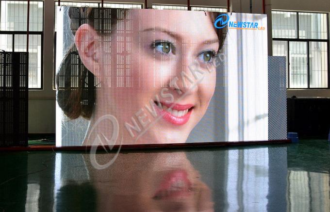 Affichage mené fixe extérieur de rideau en série du vent P7.81 pour annoncer, structure en aluminium