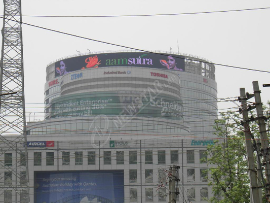 DIP P10 Outdoor Curved LED Display For Bus Station , ≥7000 cd/m2
