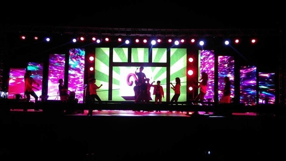 SMD2020 MBI5124 4.8mm  LED Outdoor Video Screen Rental 576x576mm Cabinet